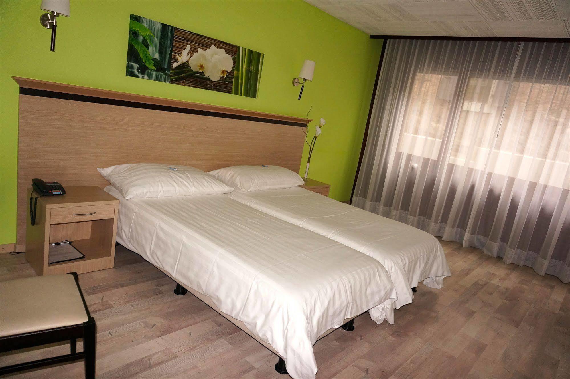 Hotel De La Vieille Tour La Tour-de-Peilz Eksteriør billede